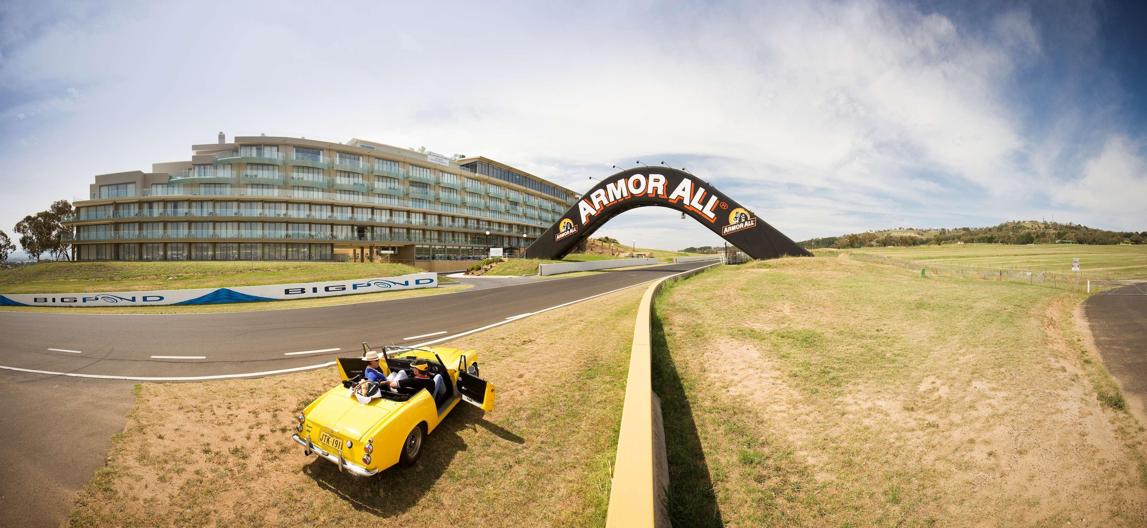 Rydges Mount Panorama Bathurst Hotel Exterior photo